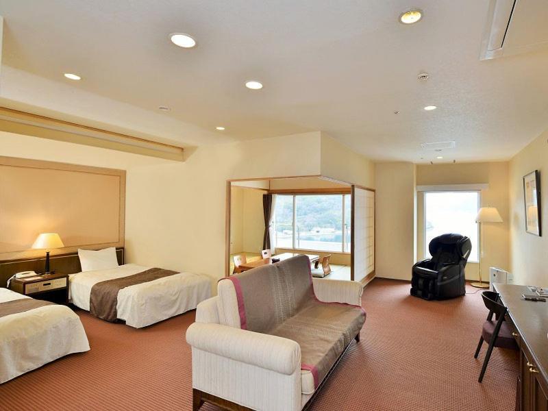 Bay Resort Hotel Shodoshima Buitenkant foto